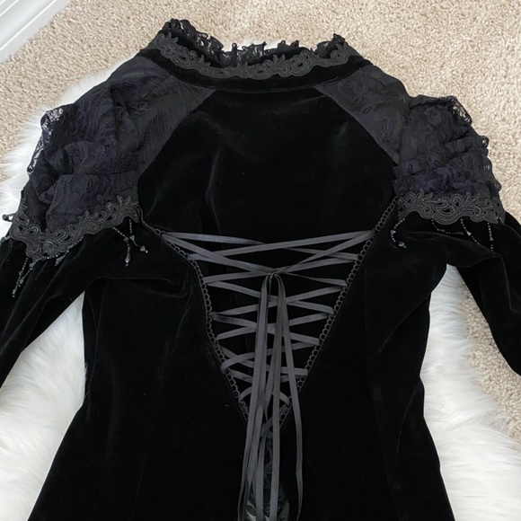 VAMPIRE VICTORIAN JACKET SIZE M BLACK NWOT COSPLAY - Picture 4 of 6